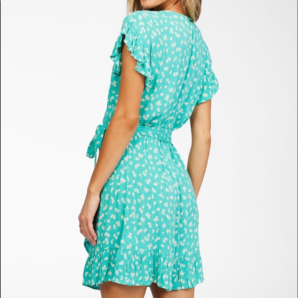 🔆BILLABONG🔆WRAP AND ROLL DRESS - Picture 12 of 15